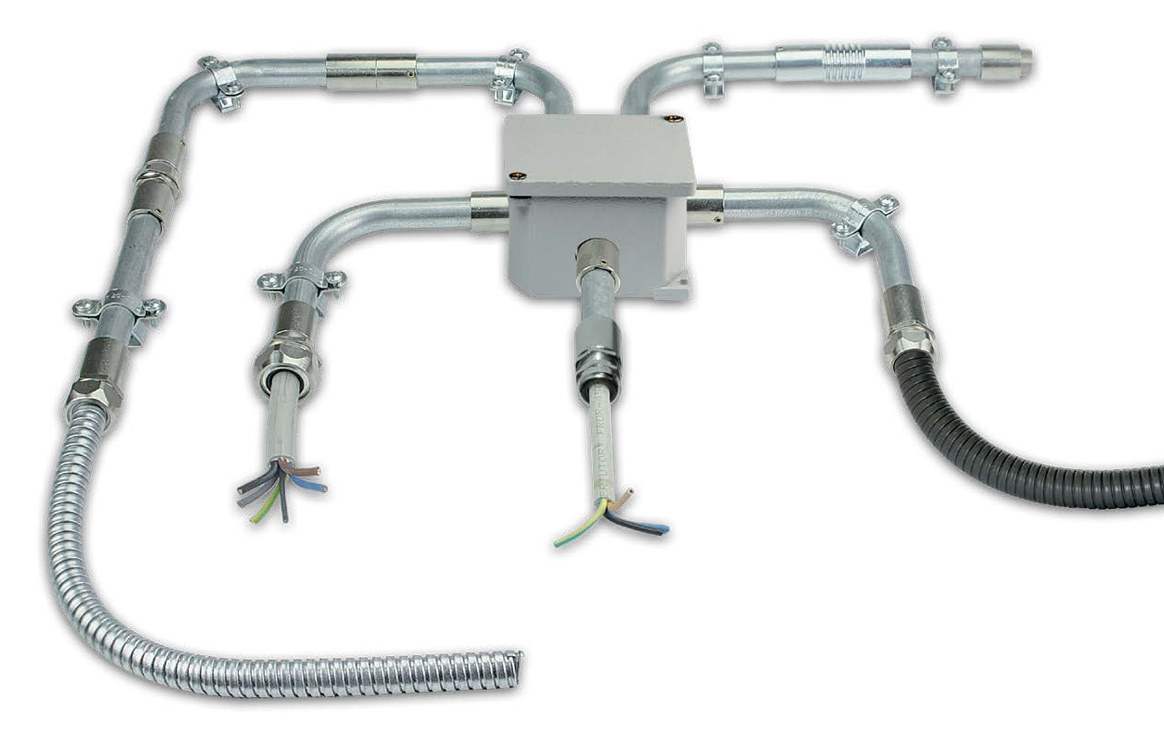 Кут 90°, 20 мм, оцинкований, R67